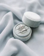 Velvet Round Ring Box - Image 3